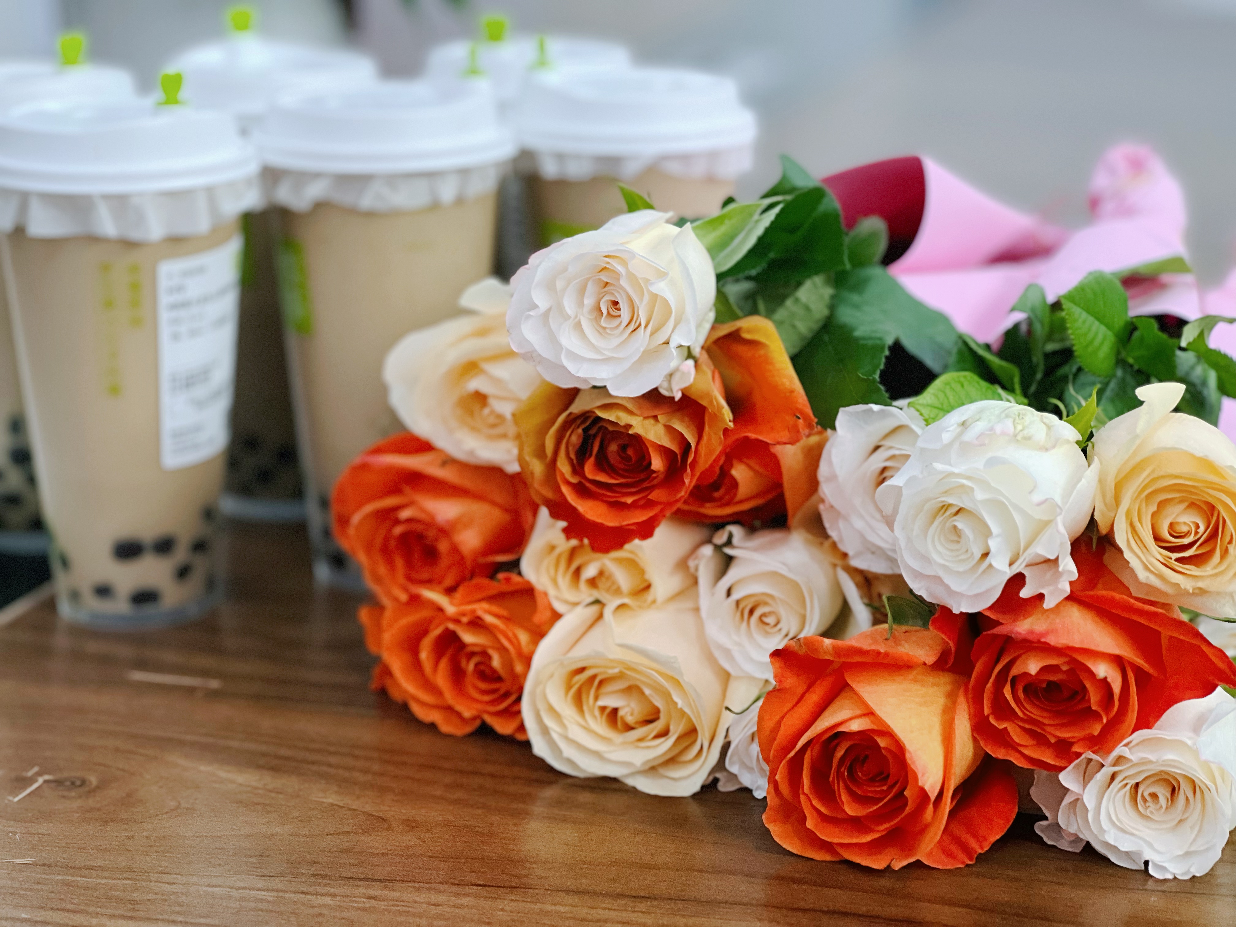 索威爾科技溫馨慶祝婦女節(jié)，祝全體女性節(jié)日快樂(lè)